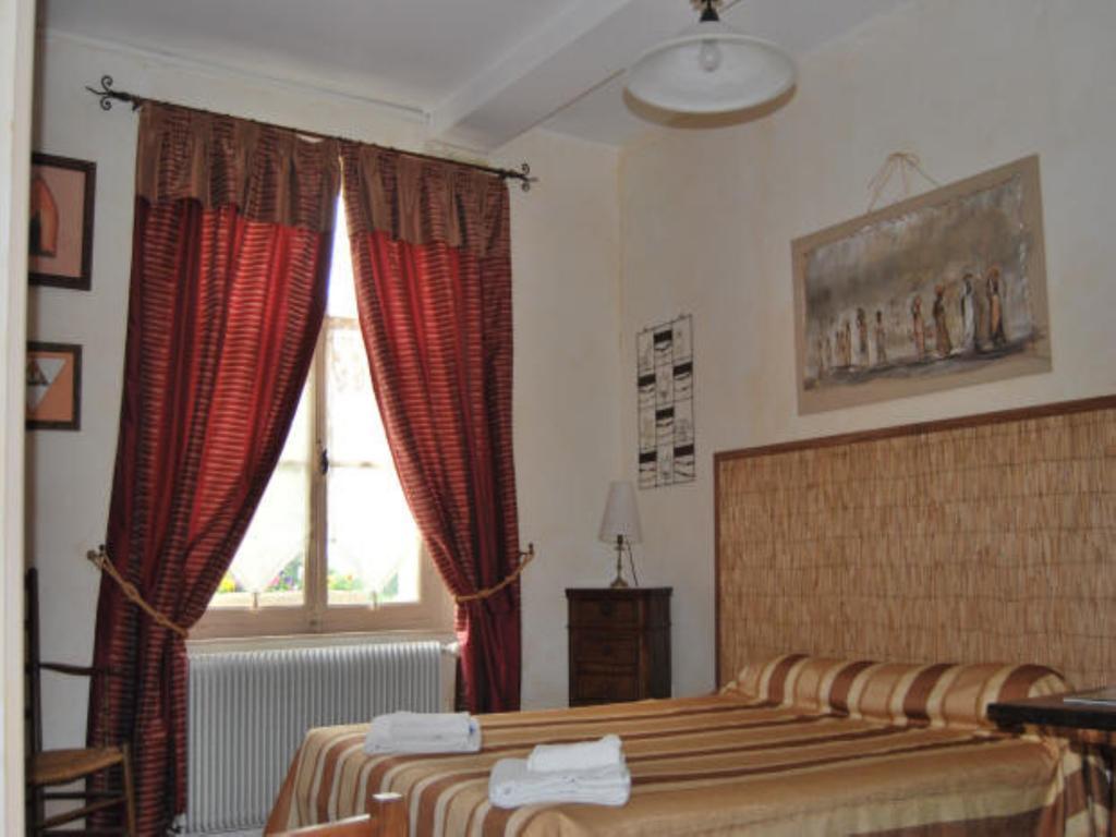 Bed and Breakfast Chez Francine et Xavier à Froissy  Chambre photo